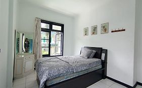 Alesha Villa Gn Geulis